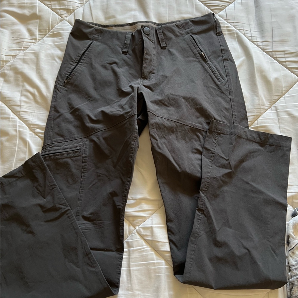 Women’s North Face hiking pants